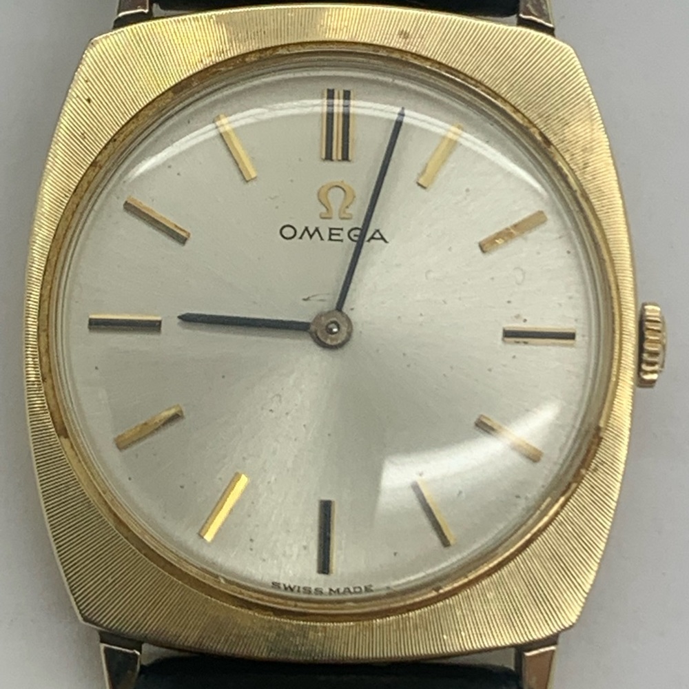 14 KT Gold Omega C.620 17 Jewels Mechanical Watch